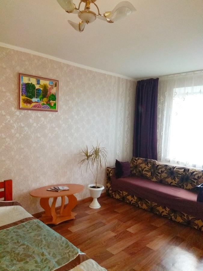 צ'רניהיב Apartment On Prospekt Peremogi מראה חיצוני תמונה